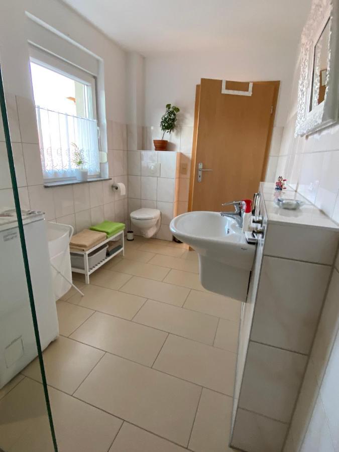 Schön möblierte Wohnung in Genthin/ OT Tucheim Exterior foto