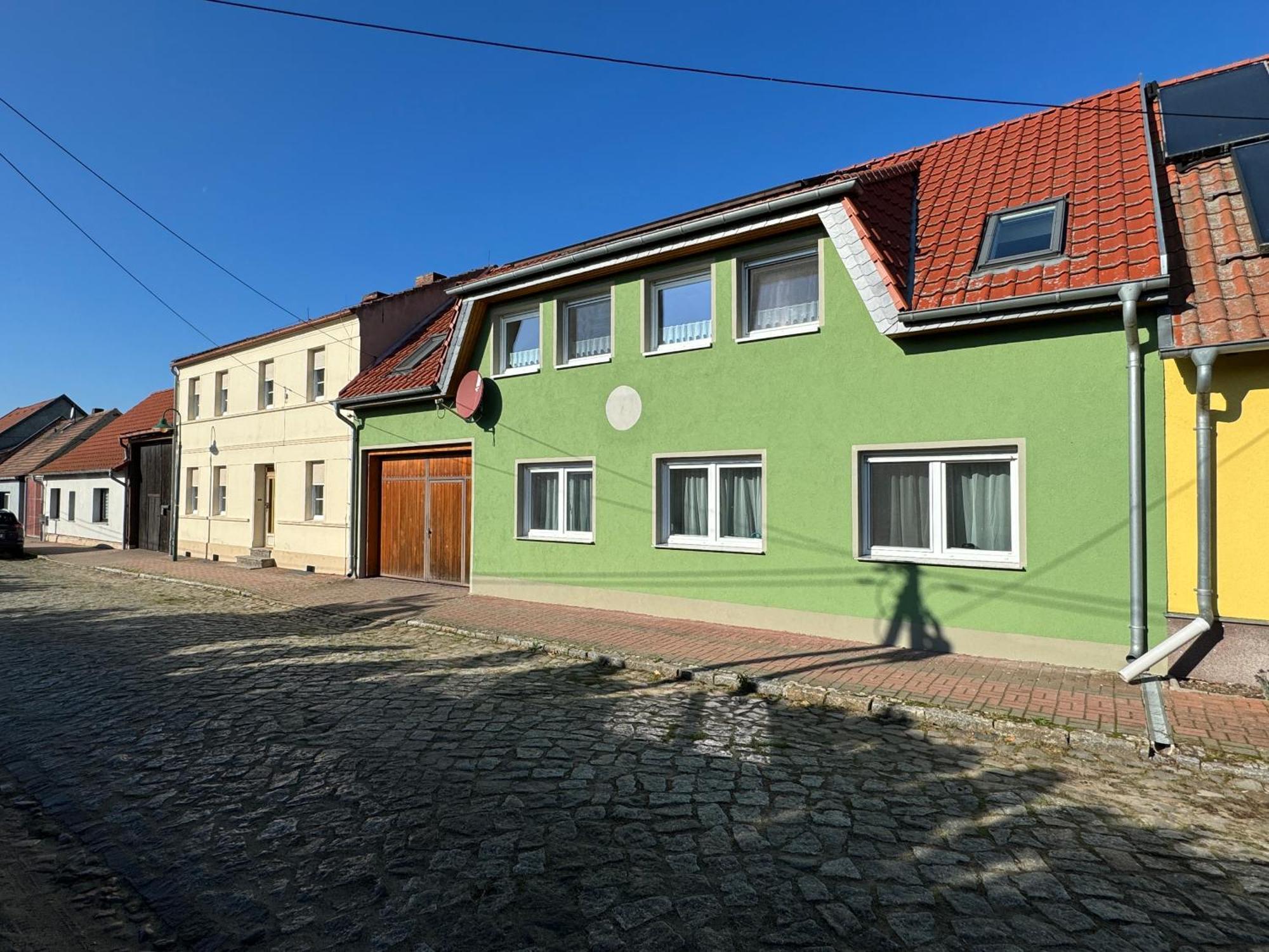 Schön möblierte Wohnung in Genthin/ OT Tucheim Exterior foto